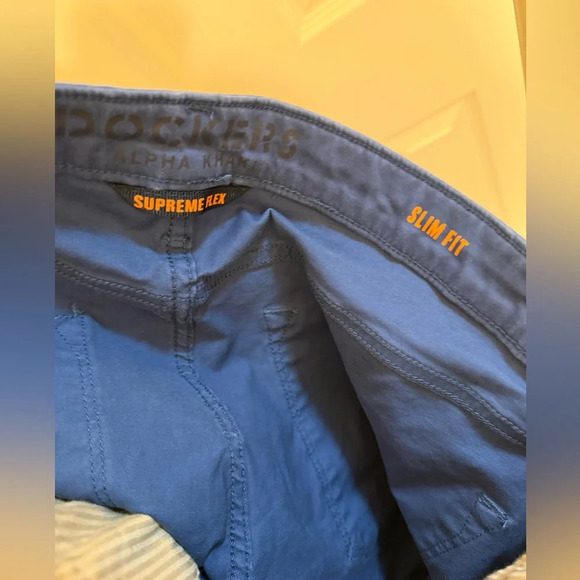 Dockers Slim Fit Blue Men’s Causal Pants Size 36x32 - Picture 7 of 7